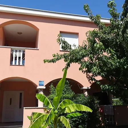 公寓 Luna Sukošan