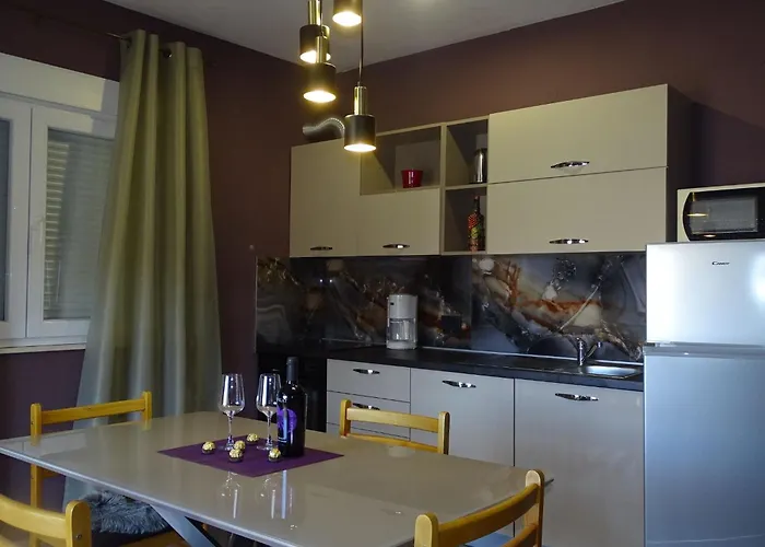 公寓 Luna Sukošan